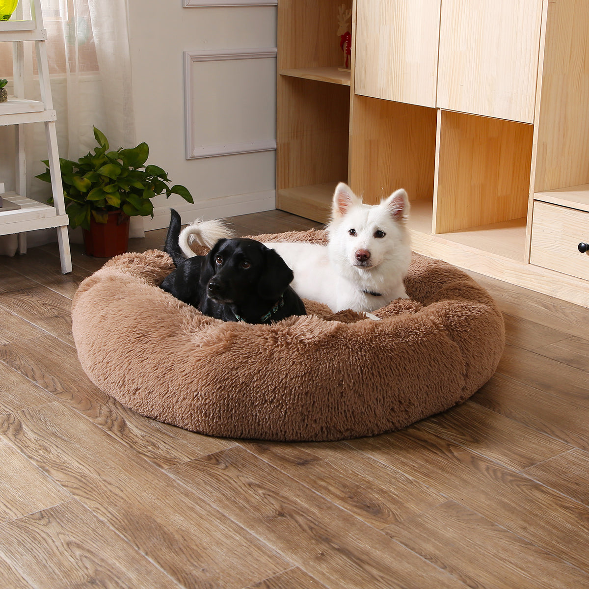 Premium Plush Donut Dog Bed - Warm, Soft, and Washable Pet Cushion for Dogs and Cats - Available in Small and Large Sizes